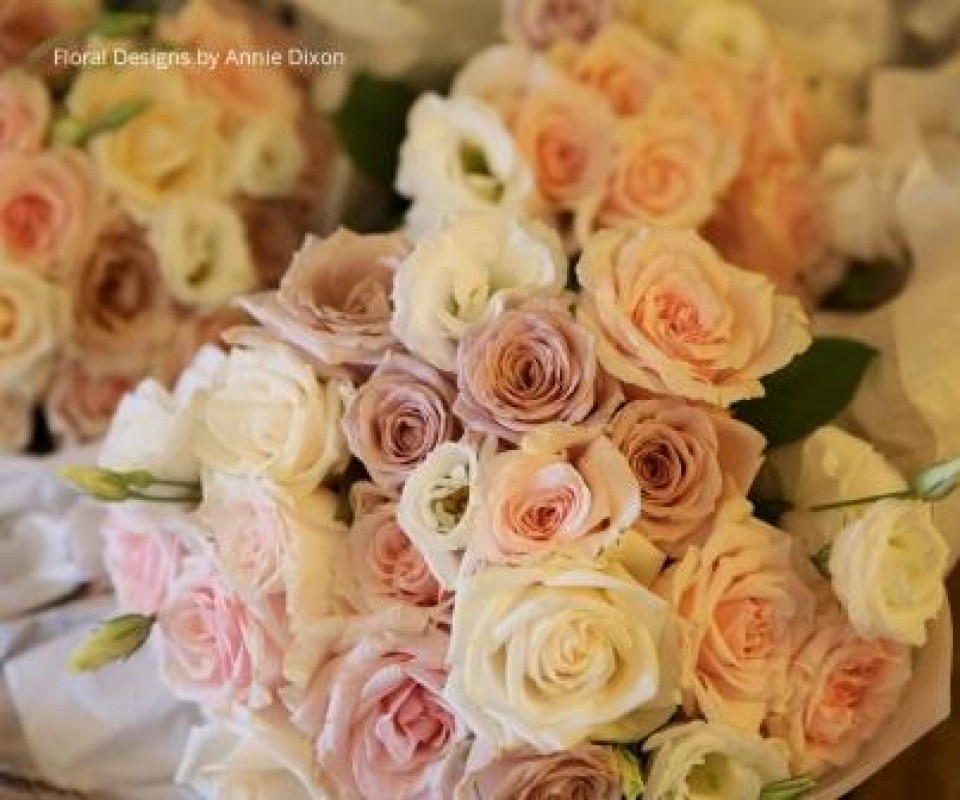 Bouquets of antique pink roses